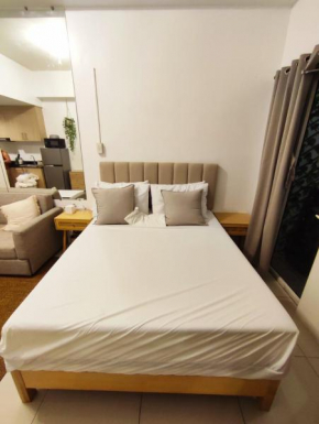 Jinh's place to STAYCATION